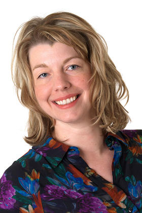 Dr. Andrea Appeltans