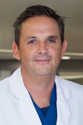 Dr. Bernard Bynens