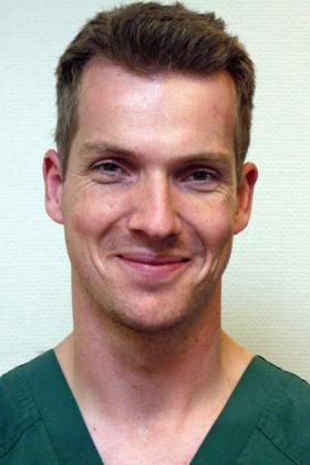 Dr. Jens Deckers
