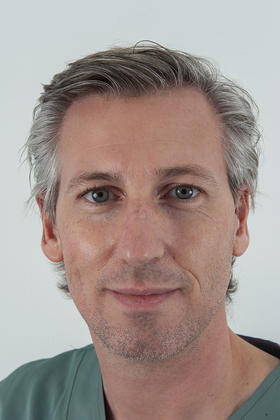 Dr. Johan Van Dyck