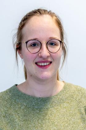 Dr. Lien Graus	