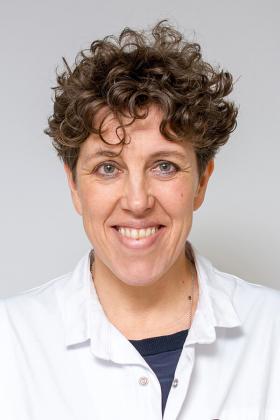 Dr. Liesbet Hendrickx