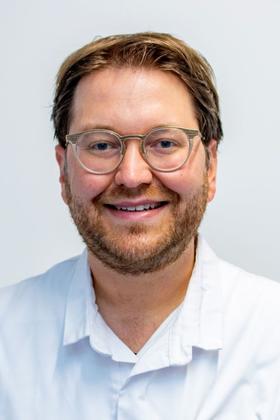 Dr. Michiel Voet