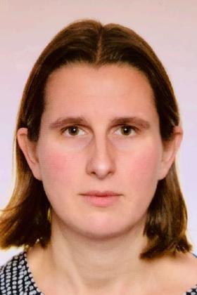 Dr. Mieke Geelen 