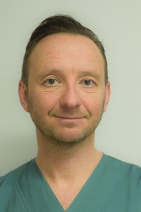 Dr. Philippe Becx