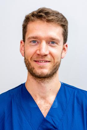 Dr. Ruben Haesendonck