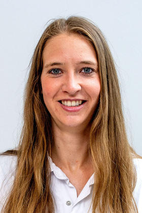 Dr. Wendeline Reniers