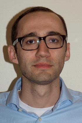 Dr. Xavier  Willaert