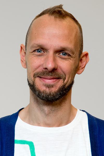 Dr. Bart Dehaes