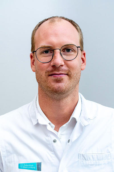 Dr. Ben Molenaers