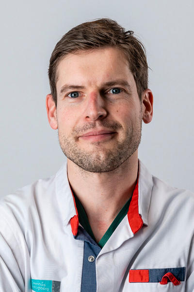Dr. Daan Cottens