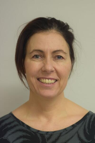 Dr. Elly Geypen