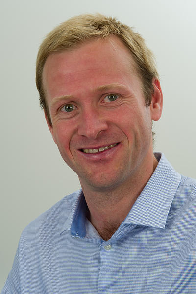 Dr. Matthias Dupont