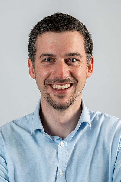 Dr. Thibault Petit