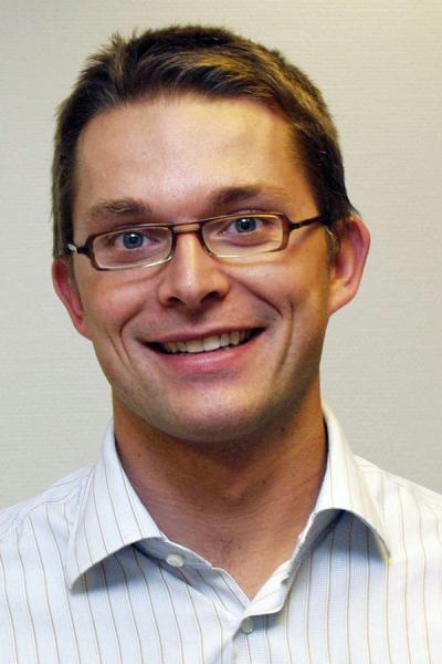 Dr. Thomas Daenekindt