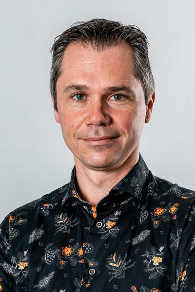 Dr. Yves Cruysberghs