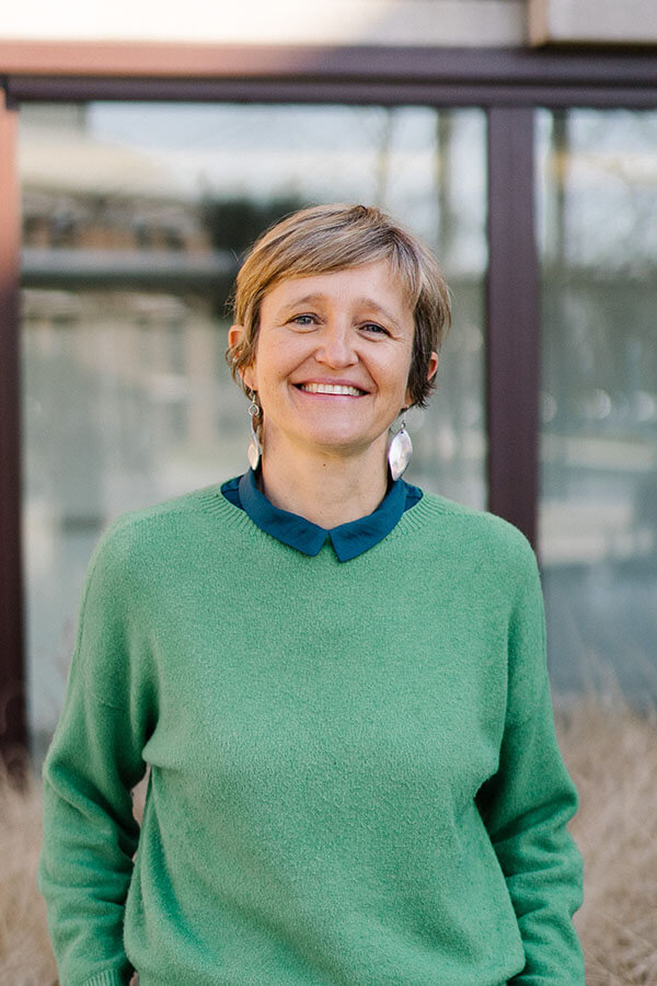 Dr. Nathalie Dhont